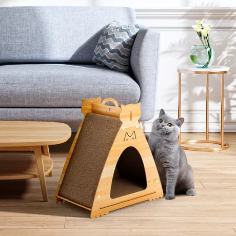 משטח גירוד בצורת בית משולש